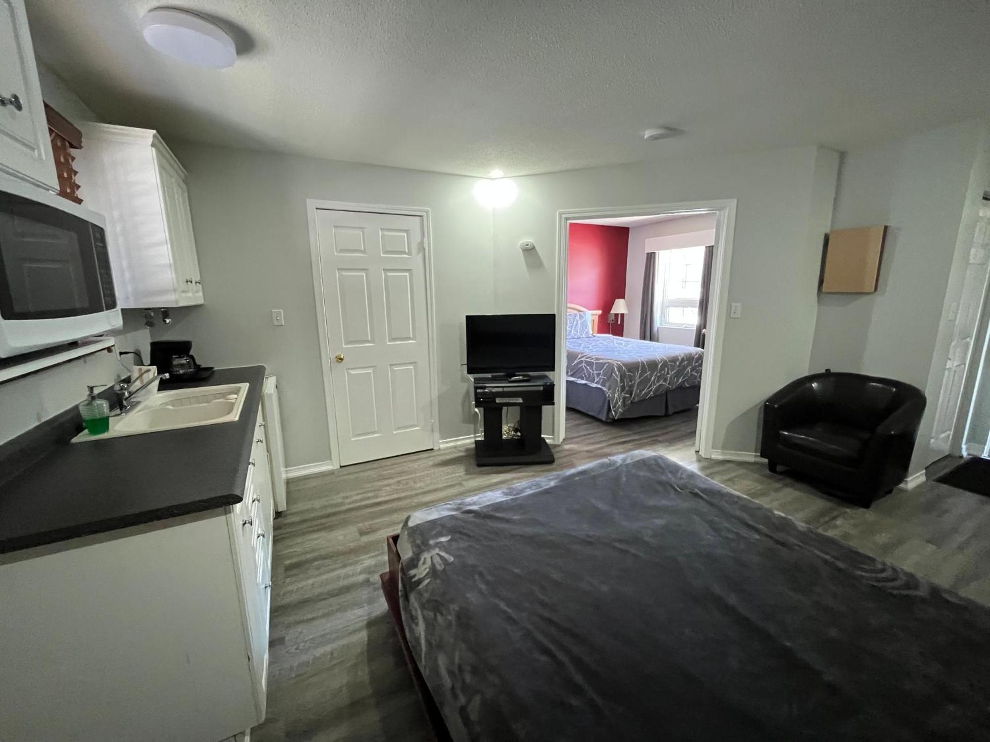 Lakeshore Suites North Bay Esterno foto
